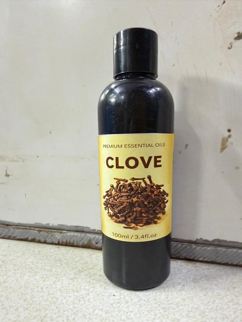 Clove Essential Oil for Facial Care & Aromatherapy – 100 ml Pure Steam Distilled Oil (Pack of 1)